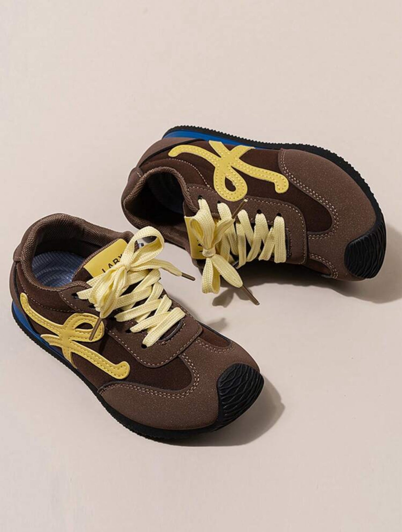 Choco Pop Retro Sneakers 🍫✨