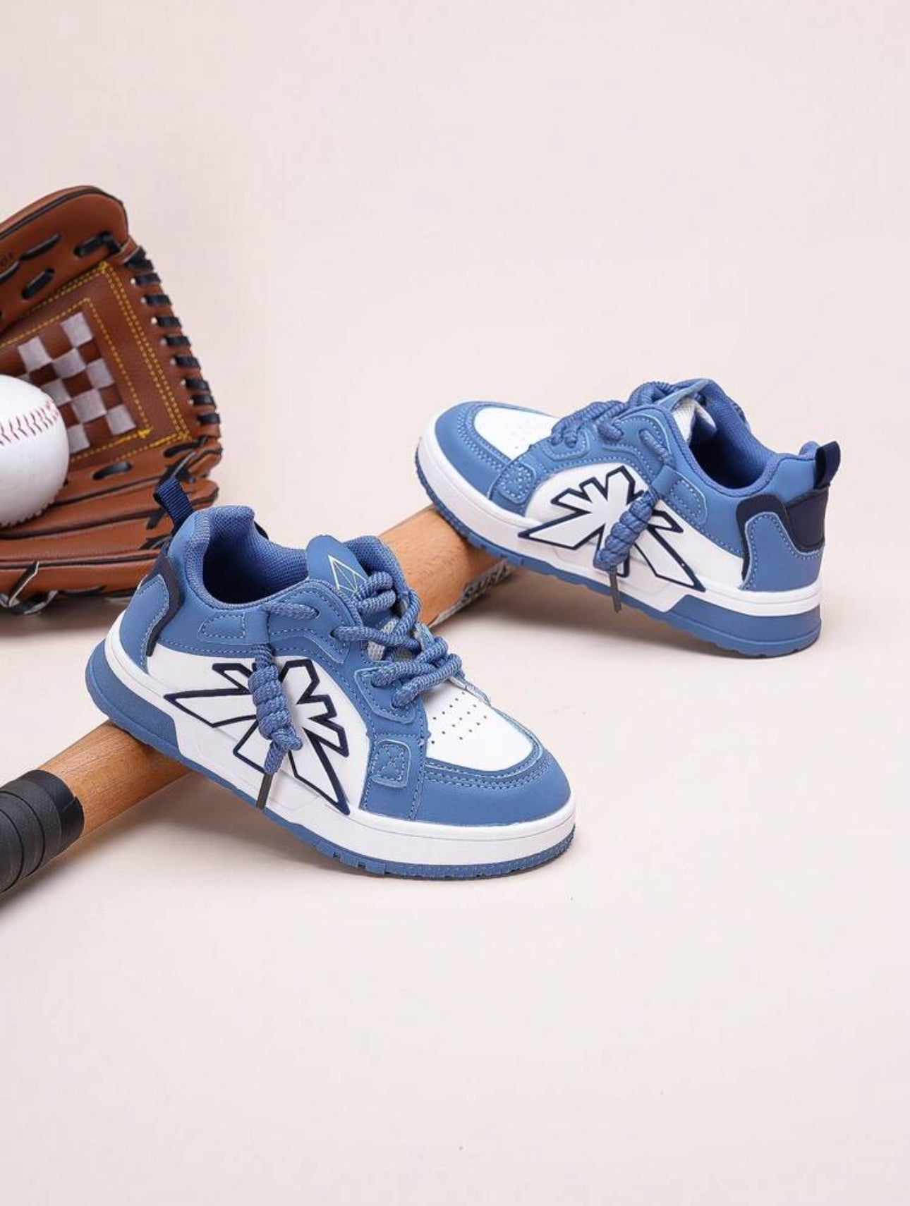 Bolt Sneakers – Blue & White