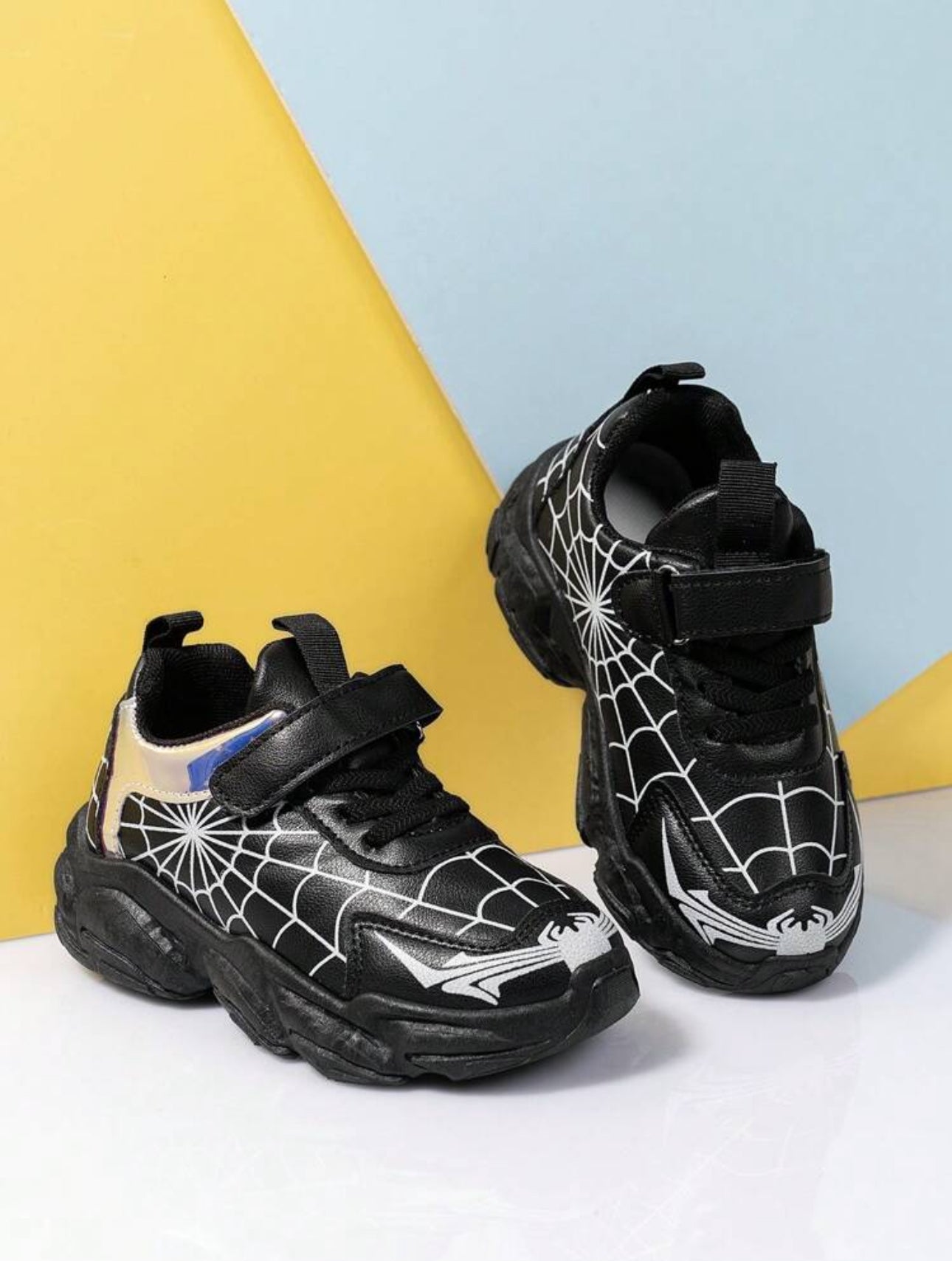Spider Web Hero Sneakers 🕷️🖤 (Blk)